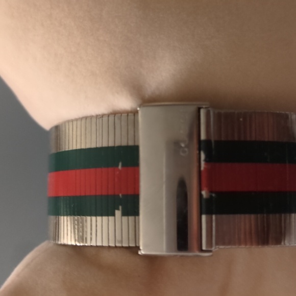 Men's Gucci watch - Picture 8 of 9